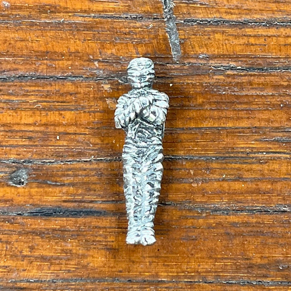 Mummy Pewter Pin Badge (JW)